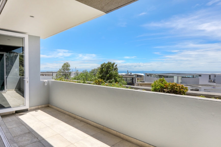 To Let 6 Bedroom Property for Rent in Camps Bay Western Cape